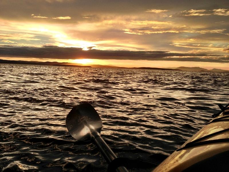 Peaceful_kayak_sunset