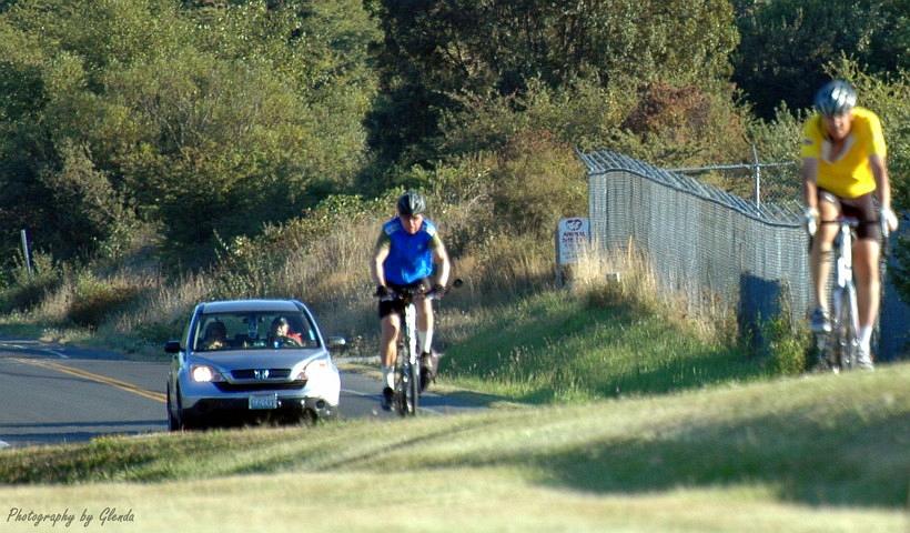 Pedaling_the_island